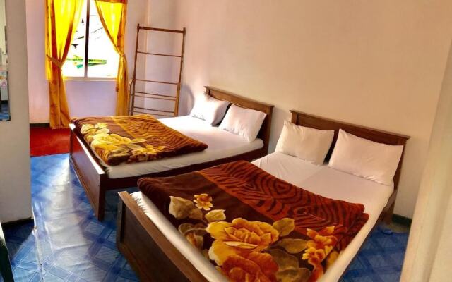 Nuwara Eliya Redrock Guest