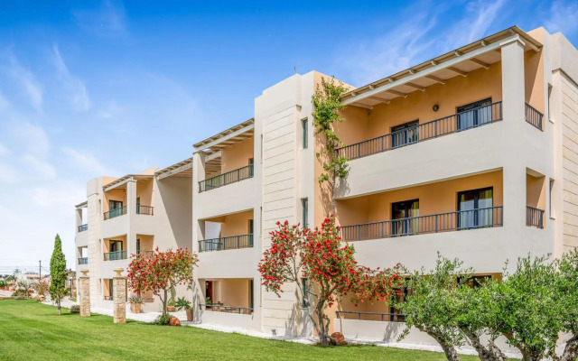 Golden Bay Hotel