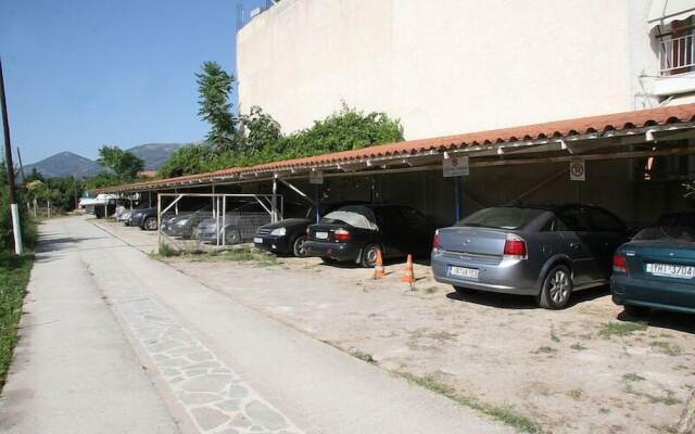 Pansion Akrogiali