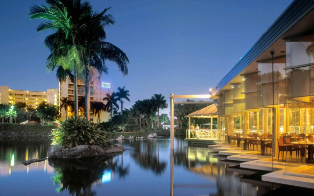 Pacific Bay Resort
