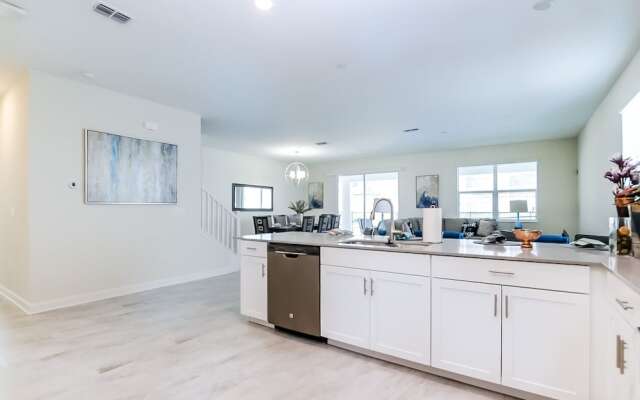 1594 Sandbagger Drive