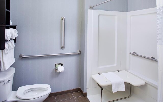 Hampton Inn & Suites Lansing West