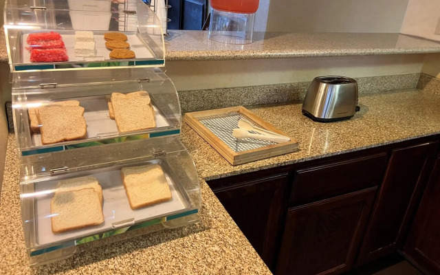 Americas Best Value Inn Pharr
