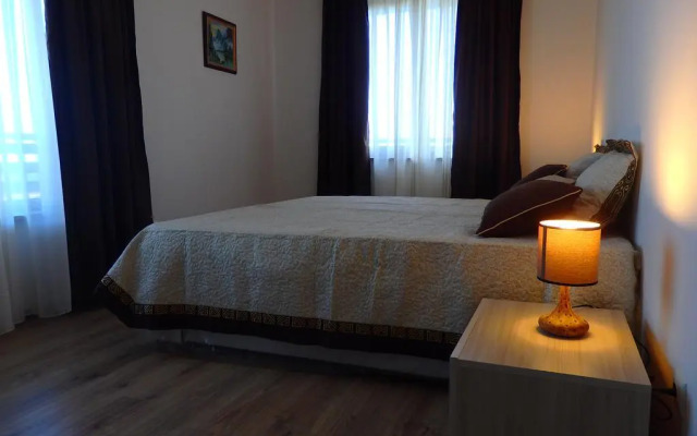 Villas in Complex Trakiyskiy Bryag