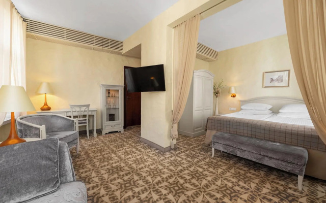 Savoy Boutique Hotel by TallinnHotels