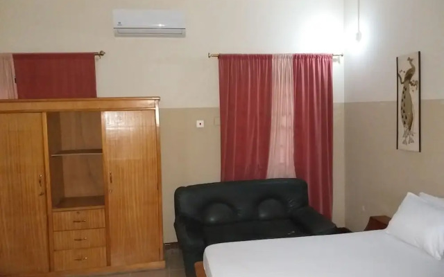Western Palmlands Hotel