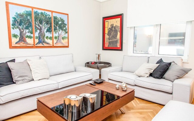 A Chic Kolonaki Apartment in Central Athens