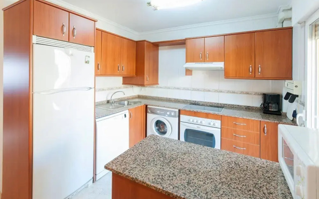 Cascades in D nia With 2 Bedrooms and 1 Bathrooms