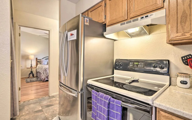 Quaint & Welcoming Kanab Home w/ Patio!