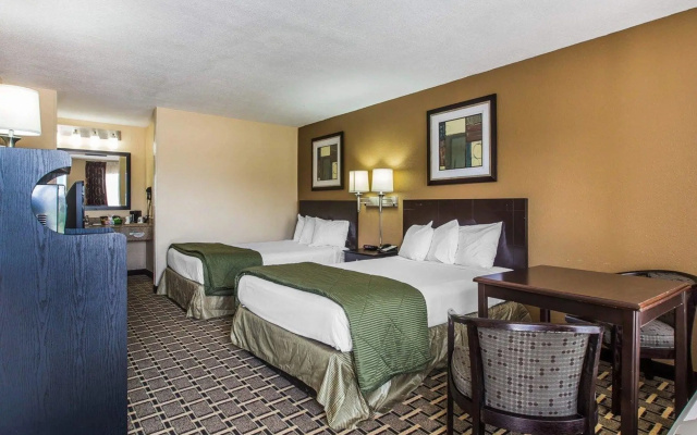 Suburban Studios Hotel Kingsland Near I-95