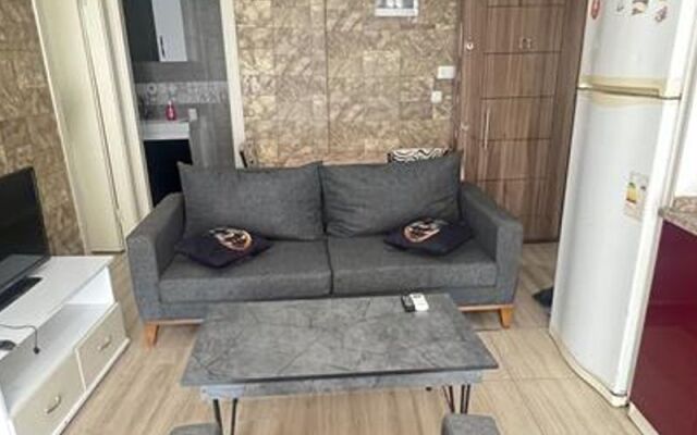 Kızıl Suit House