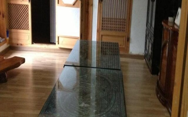 Gahoe Hanok Guest House