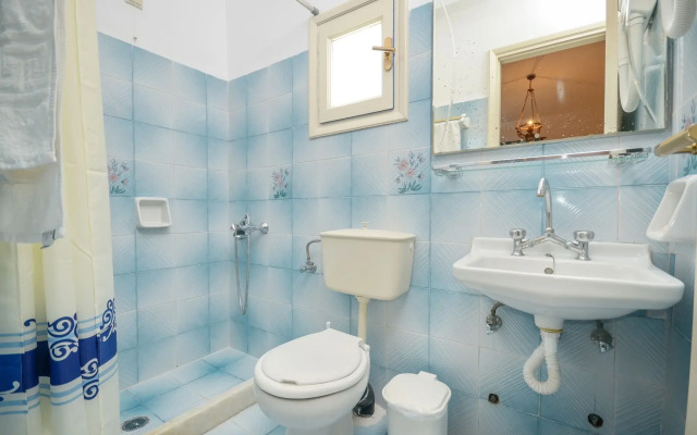 Agia Anna Studios & Apartments