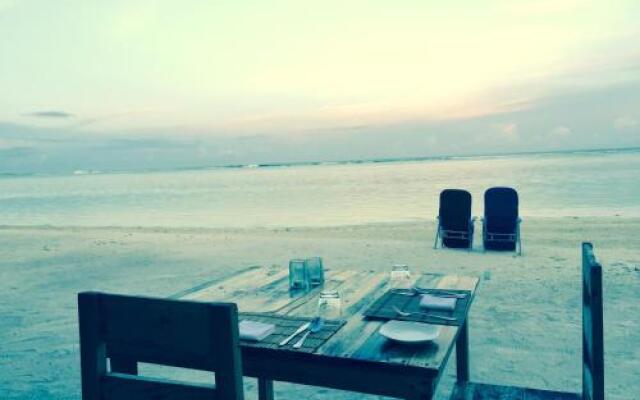 Huraa East Inn