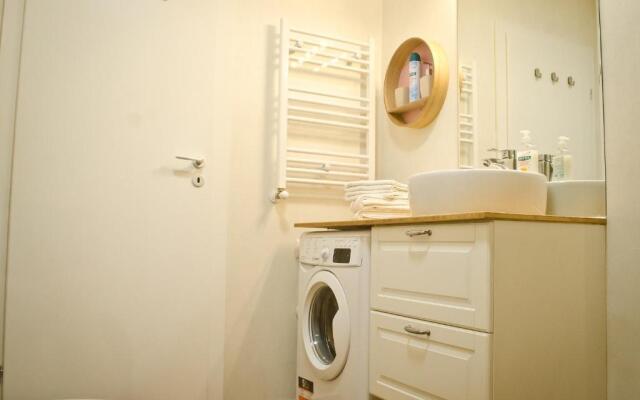 Amber Studio Oradea