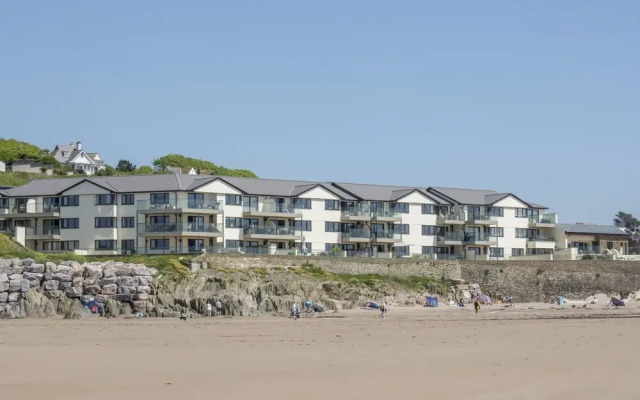 17 Burgh Island Causeway