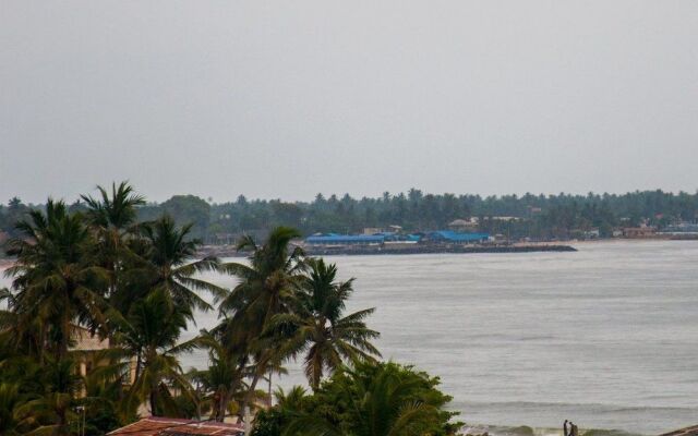 Marine Tourist Beach Guest House Negombo Beach