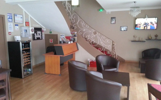 Hôtel Le Chapeau Rouge