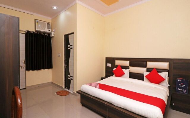 Oyo 16362 Hotel Ashiyana