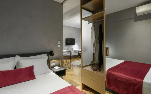 Olvios Luxury Suites & Lofts