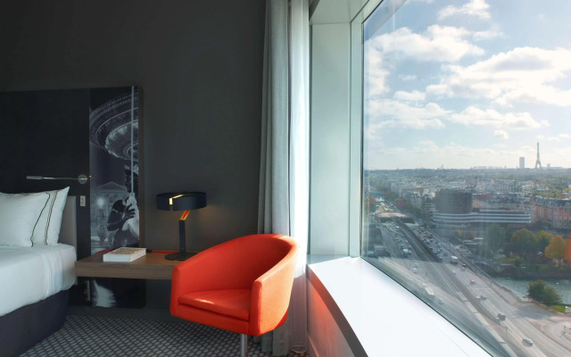 Melia Paris La Defense