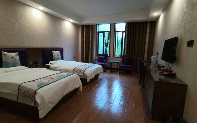 Xuyong Sunshine Garden Inn