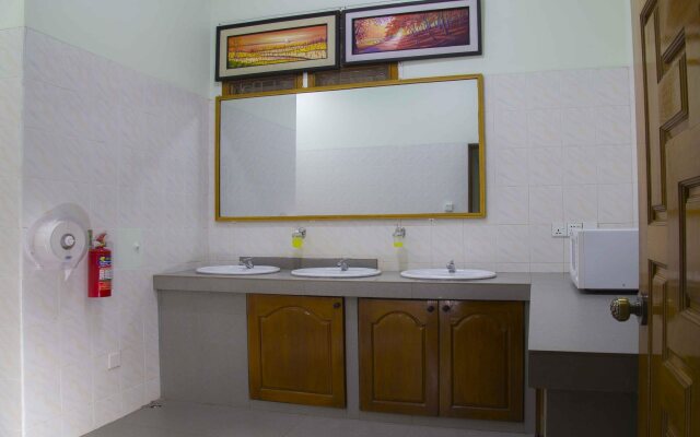 Yangon hub hostel