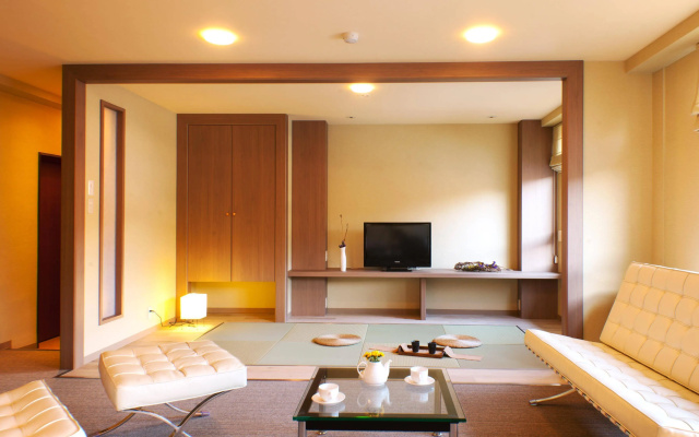 Hotel Ryu Resort and Spa – Guest Rooms – Takayama