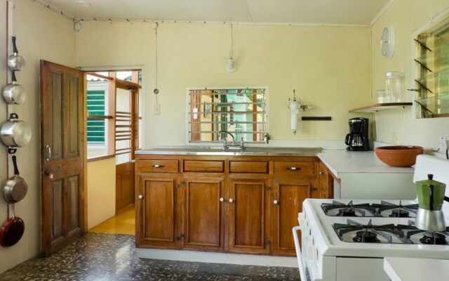 Retreat Plantation House