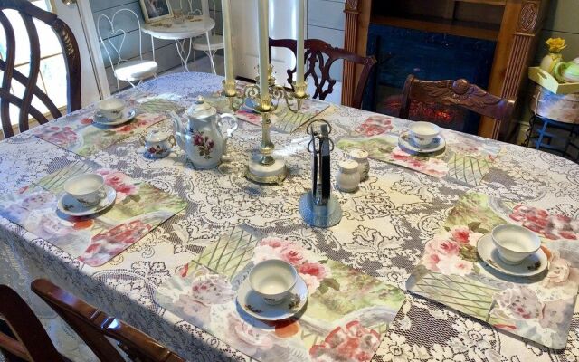 Edgewood Bed & Breakfast