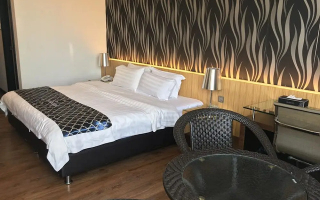 New World Express Motel