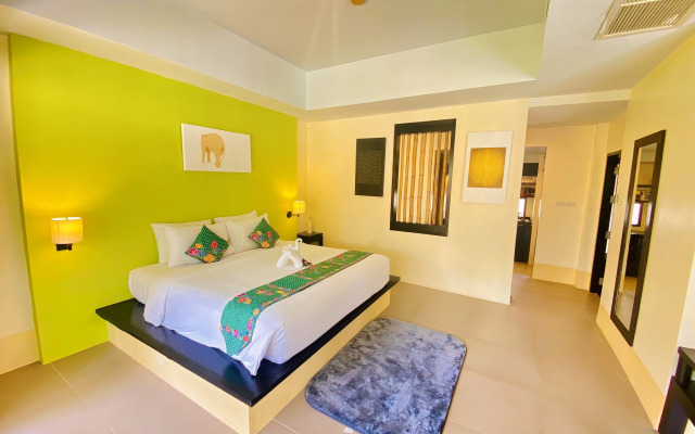 Palm Galleria Resort