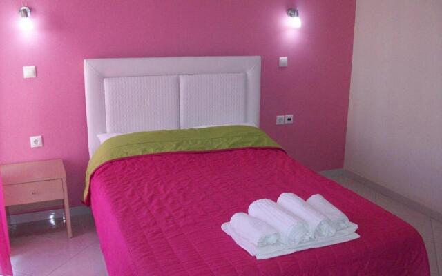 Mavridis Rooms 2