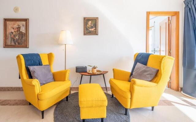 GuestReady - A Vibrant Getaway