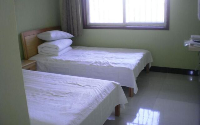 Huayi Youth Hostel