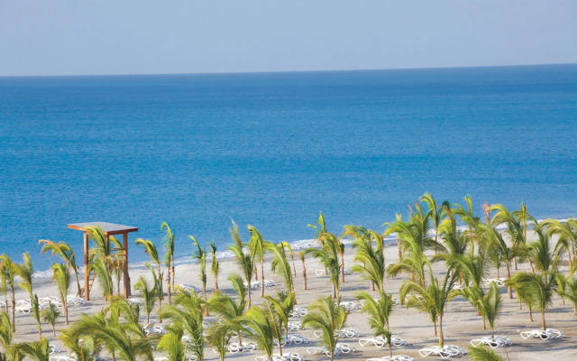 Hotel Riu Playa Blanca - All Inclusive