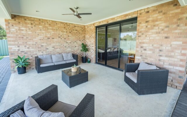 Barossa Family Holiday Home