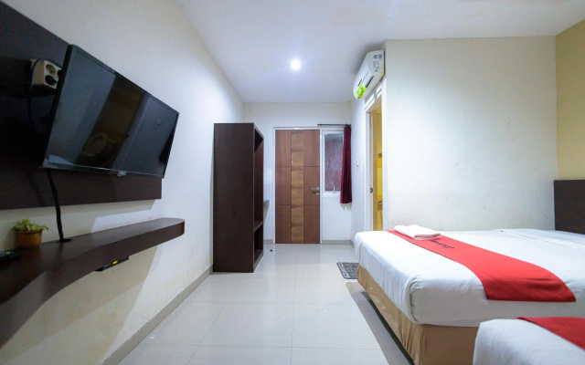 Hotel O Siwalankerto Near Surabaya Carnival