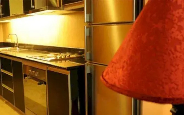 Fields Plaza Suites