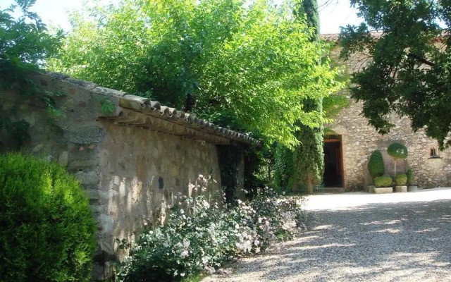 Le Mas Des Vieux Muriers