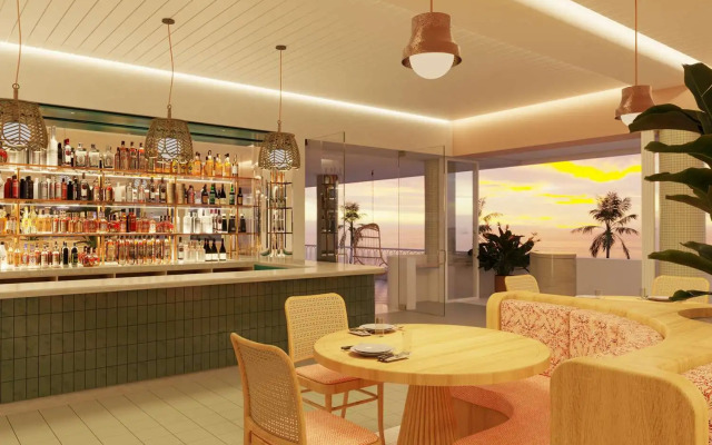 Perla La Paz, Tapestry Collection by Hilton