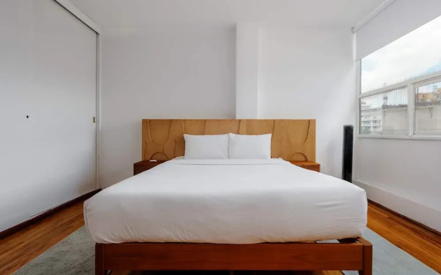 w Lovely 3BR w Fantastic Balcony in Condesa