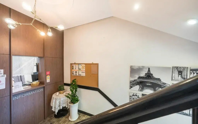 Junoh Hotel