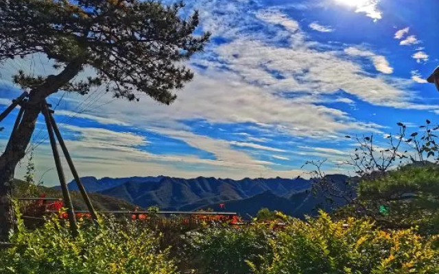 Yining Shanyin Courtyard