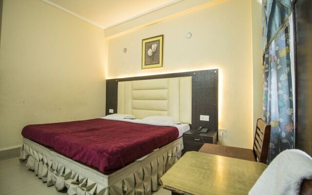 WOWSTAYZ Hotel Jahanvi Dale