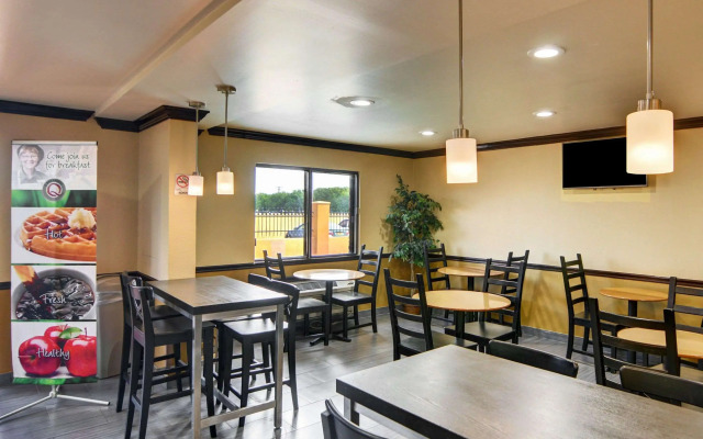 Quality Inn DFW Airport North