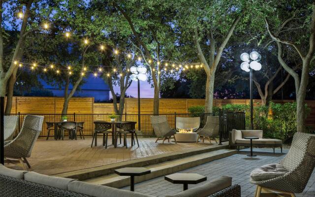 Sheraton Suites Market Center Dallas