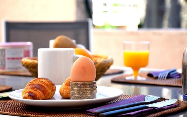 Spacieux deux chambres au Port