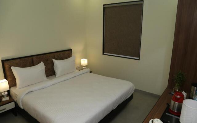 Vijay Vilas Hotel & Convention Hall