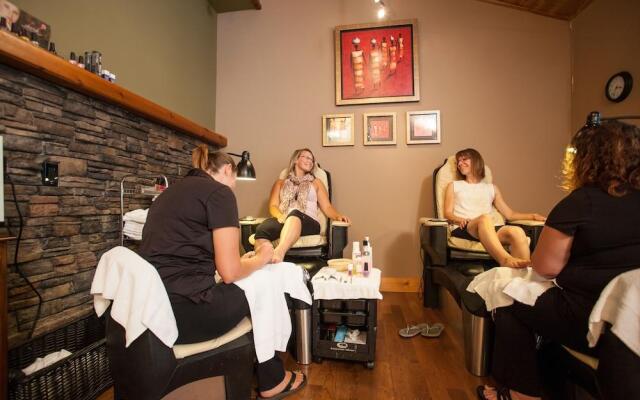 Bayshore Inn & Spa